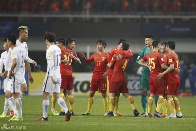 中国队12强赛vs韩国队